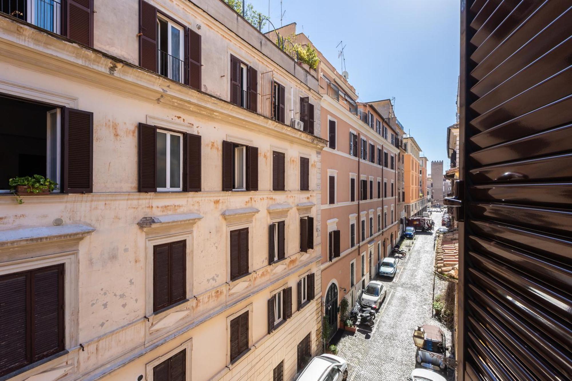 La Dolce Vita Cavour Rome Bagian luar foto